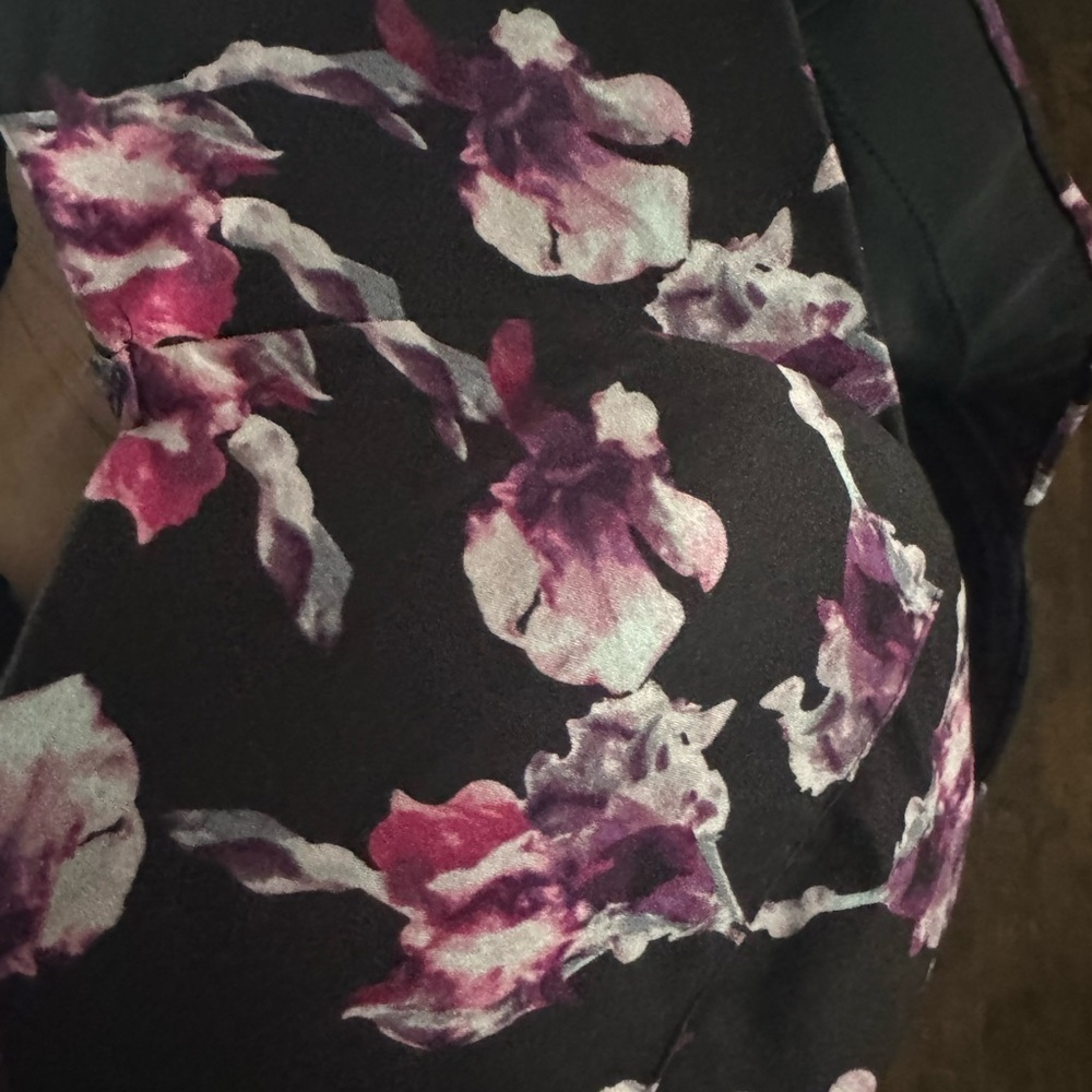 Cacique Black and Purple Floral Bra - Picture 4 of 4